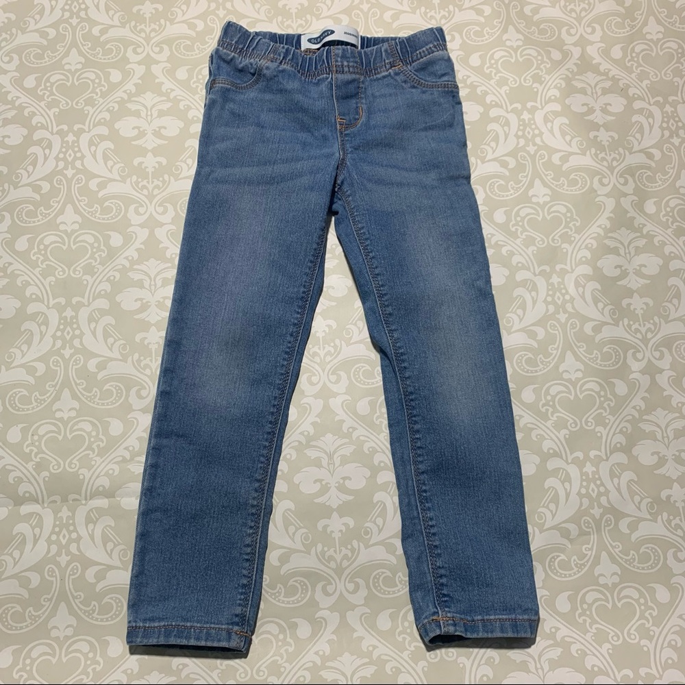 Old Navy skinny jeggings size 5t
